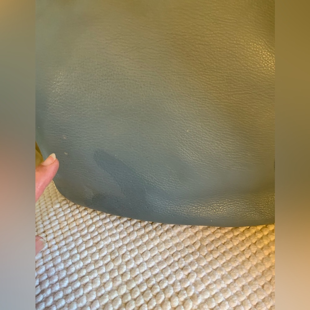 MICHAEL KORS BAG - Picture 2 of 15